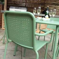 Porto 4 Seater Round Dining Set With Stacking Chairs -Garden Supply Store 30915710 alt02