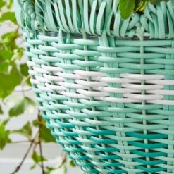Scalloped Rattan Hanging Basket -Garden Supply Store 30925781 alt01