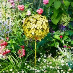 Sophie Robinson Giant Allium Garden Stake -Garden Supply Store 30933368